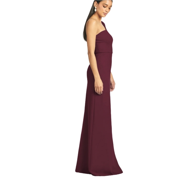Sachin & Babi Nadia 4-Way Stretch Crepe One Shoulder Gown in Deep Wine - Picture 4 of 11